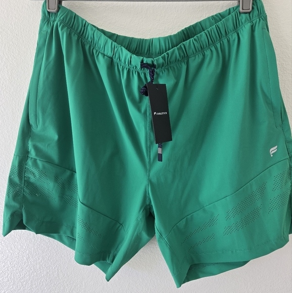 NWT Fabletics The One Short Ventilated 7in Mens Size XXL Verde Green Color - Picture 7 of 16